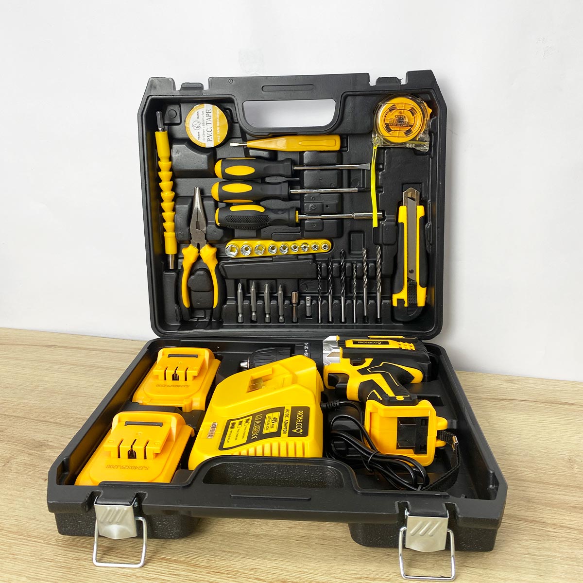 TALADRO INALAMBRICO 1/2" RECARGABLE