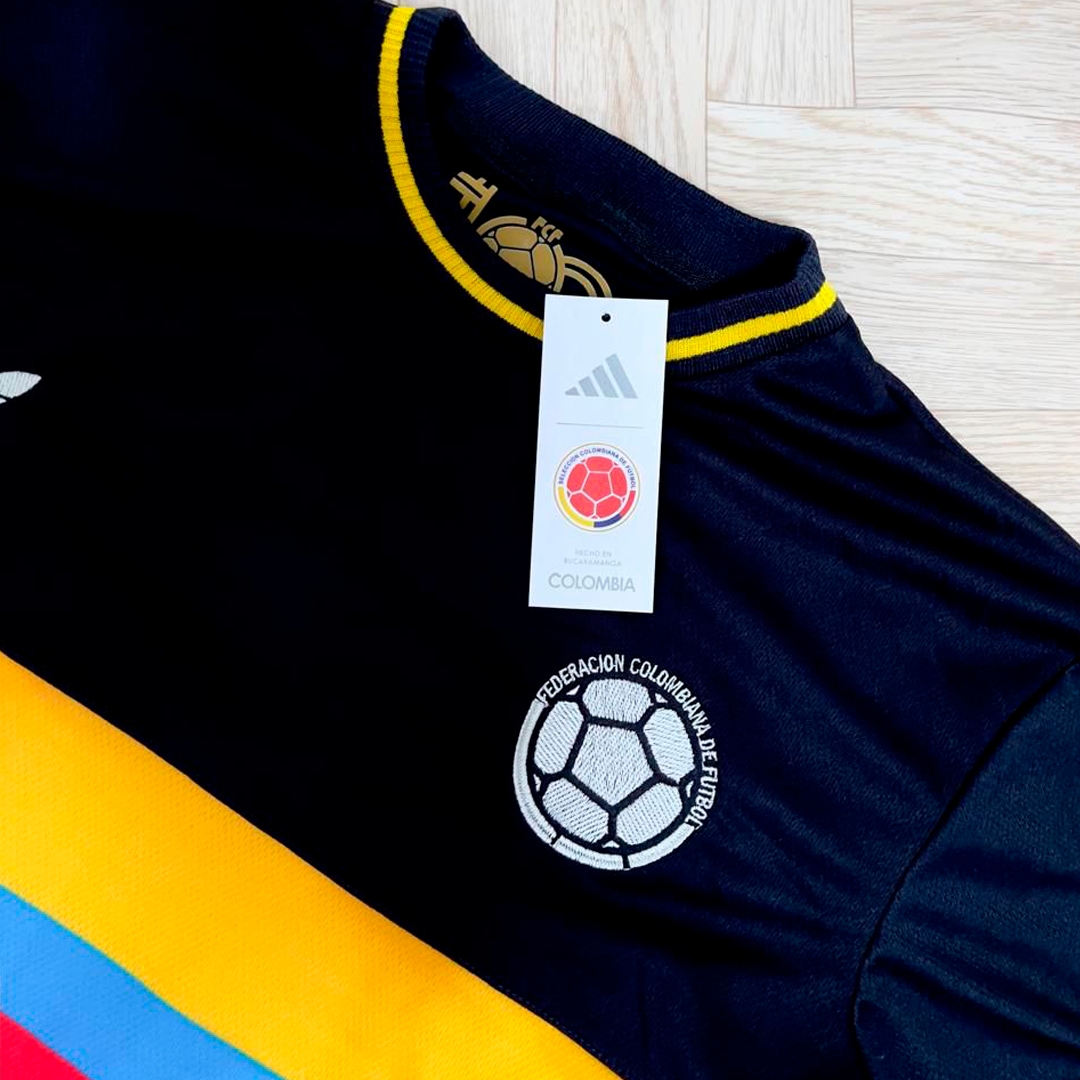 Camiseta Colombia Centenario 2025 Fan (Negra)